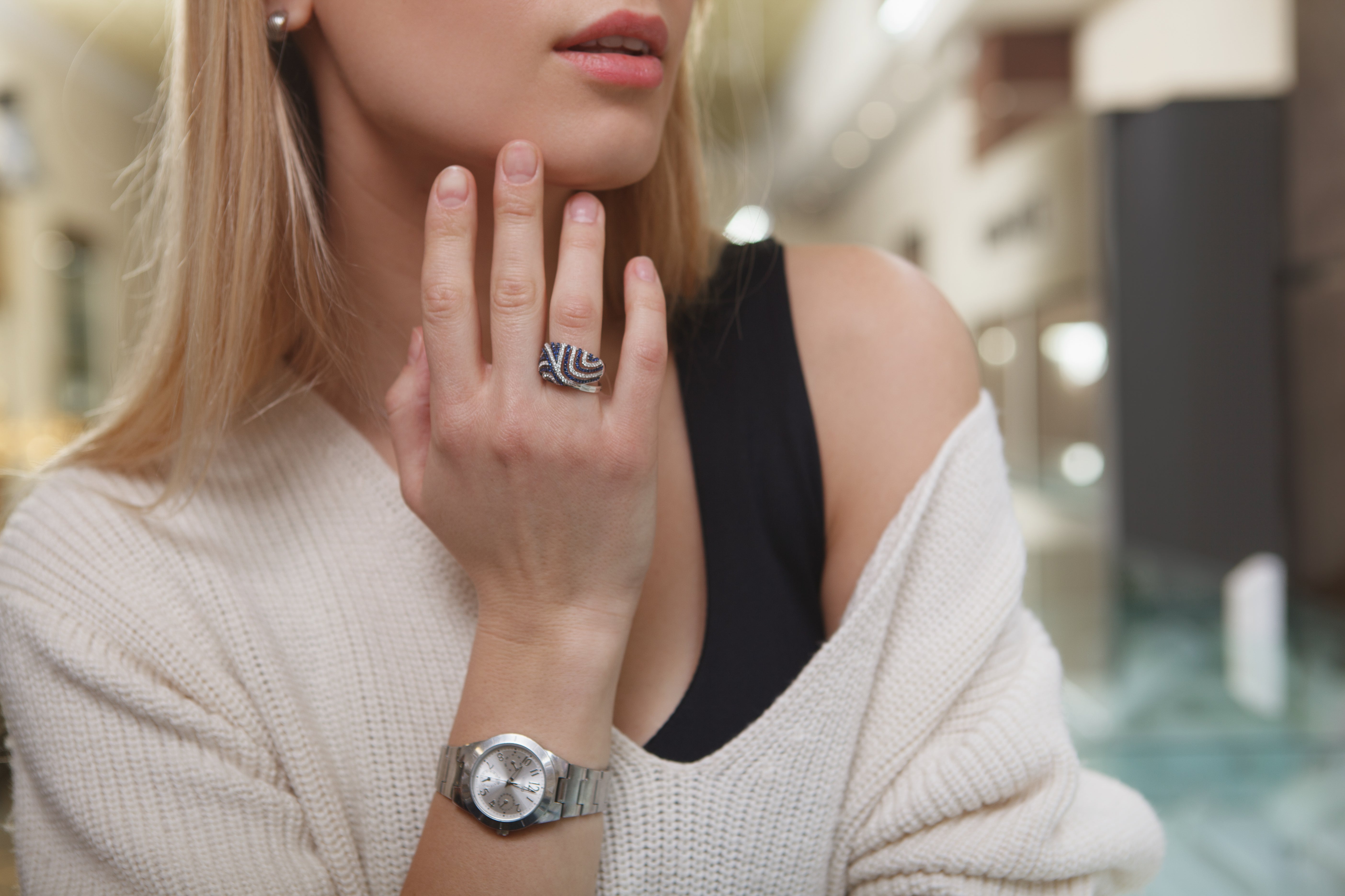 files/Trying_On_A_Ring_original_897498.jpg