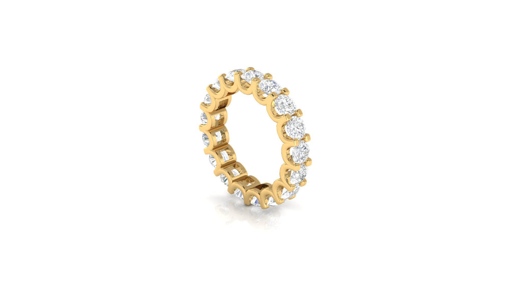 Luxurious Continuous Diamond Ring