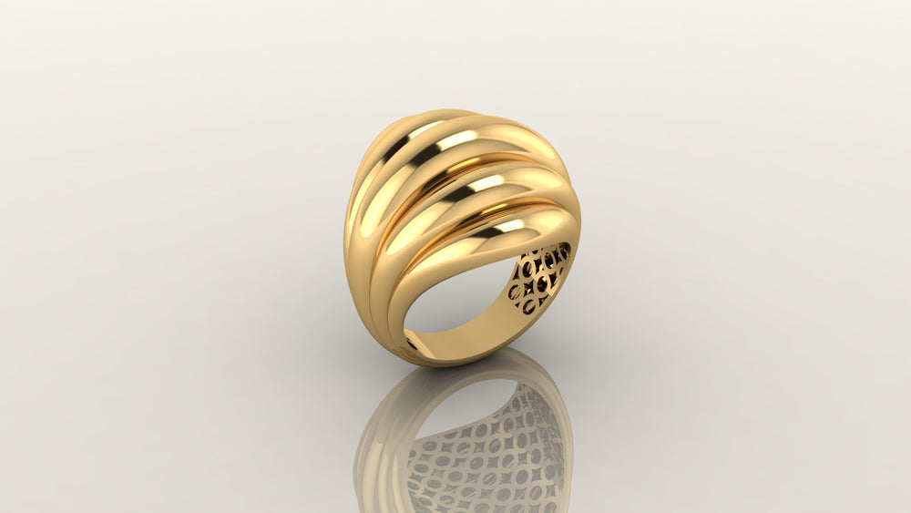 Gleaming Crest Design Ring
